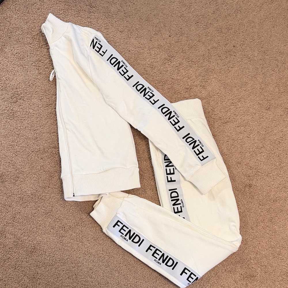 Fendi Side Logo Tracksuit Cream